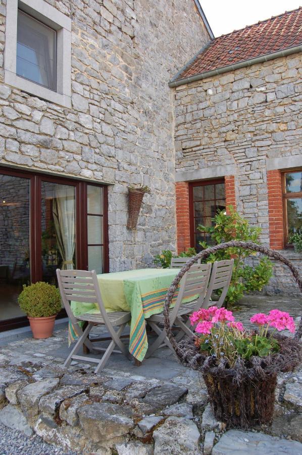 B&B Chession Falaën Exterior foto